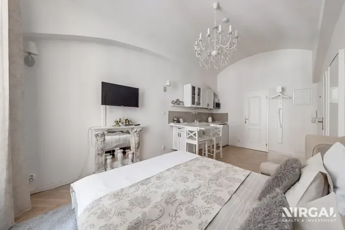 Prodej bytu 1+kk, Praha - Bubeneč, U studánky, 23 m2