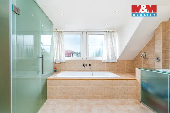 Prodej rodinného domu, Ořech, Na Beránku IV, 262 m2