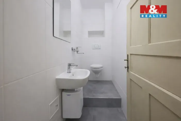 Pronájem obchodního prostoru, Světlá nad Sázavou, Lánecká, 61 m2