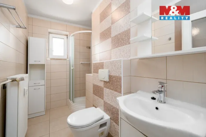 Prodej bytu 3+1, Ústí nad Labem - Neštěmice, Májová, 63 m2