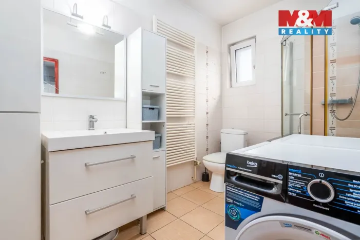 Prodej rodinného domu, Hostomice, Průběžná, 187 m2