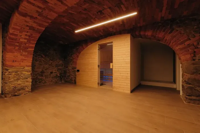 Prodej bytu 2+kk, Horní Planá, Náměstí, 47 m2