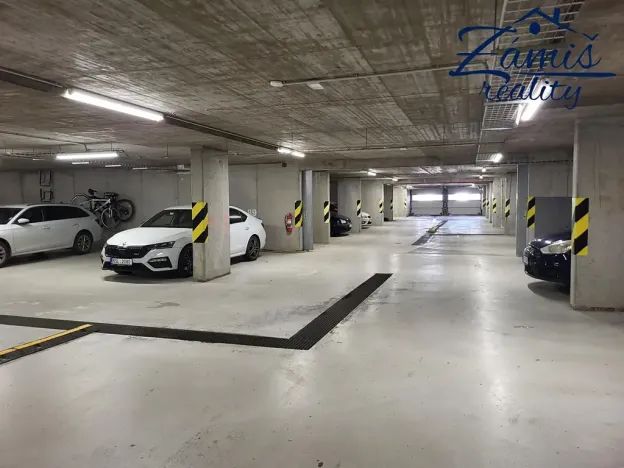 Pronájem bytu 3+kk, Kladno, Benediktínská, 78 m2