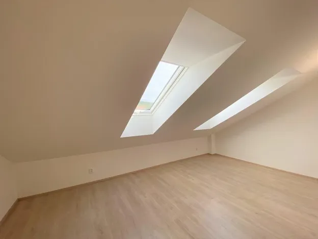 Pronájem bytu 4+kk, Jinačovice, 92 m2