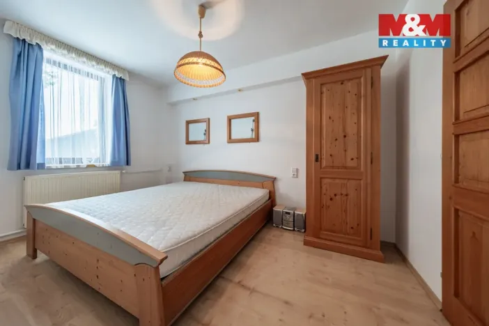 Prodej rodinného domu, Horní Branná, 300 m2