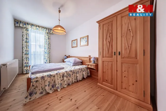 Prodej rodinného domu, Horní Branná, 300 m2