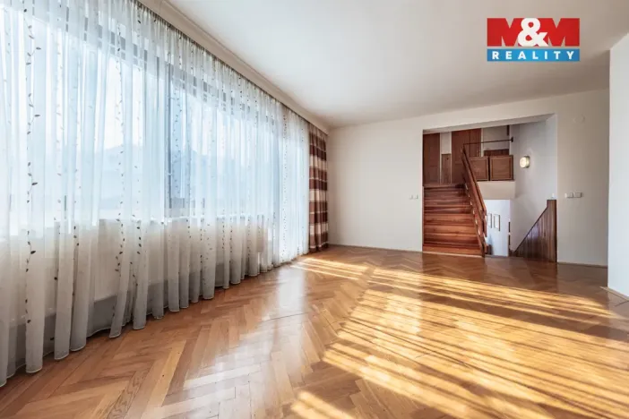 Prodej rodinného domu, Horní Branná, 300 m2