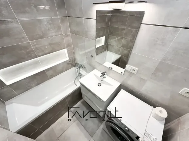 Prodej bytu 2+kk, Ostrava, Liptaňské náměstí, 56 m2