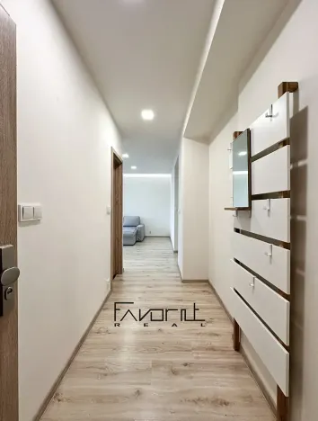 Prodej bytu 2+kk, Ostrava, Liptaňské náměstí, 56 m2