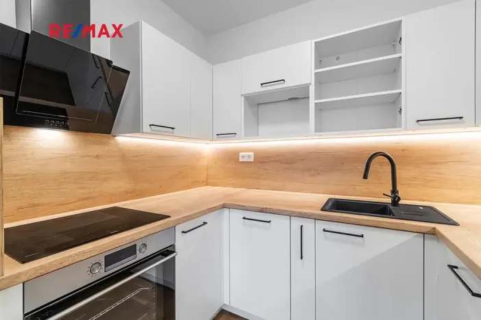 Pronájem bytu 2+kk, Plzeň, Slovanská, 56 m2