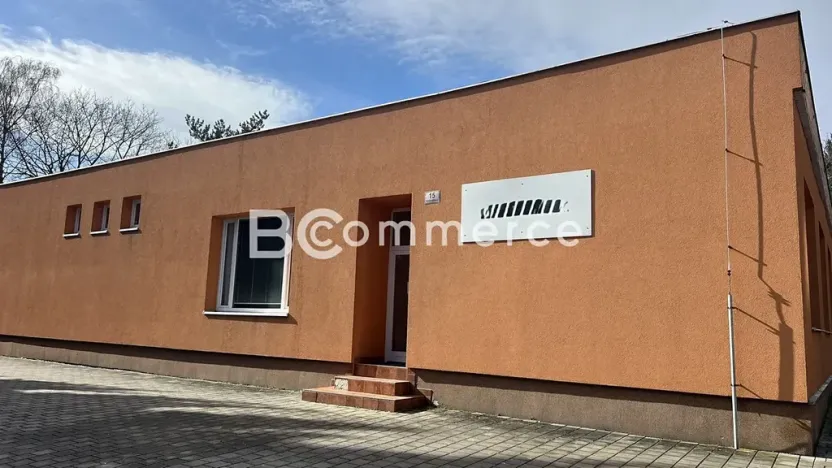 Pronájem skladu, Brno, Vychodilova, 713 m2