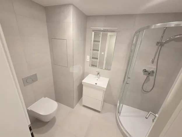 Pronájem bytu 1+kk, Praha - Hloubětín, Poděbradská, 33 m2