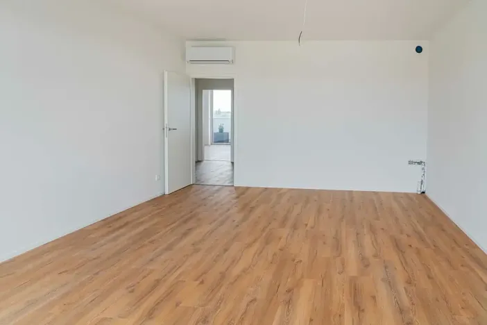 Prodej bytu 4+kk, Znojmo, Jarošova, 110 m2