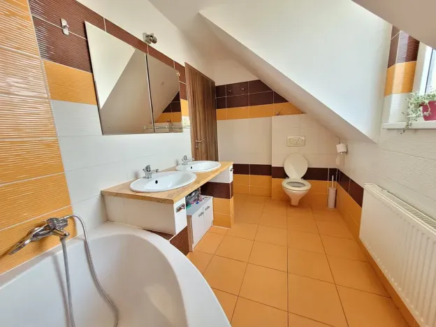 Pronájem rodinného domu, Mratín, Stodolní, 112 m2