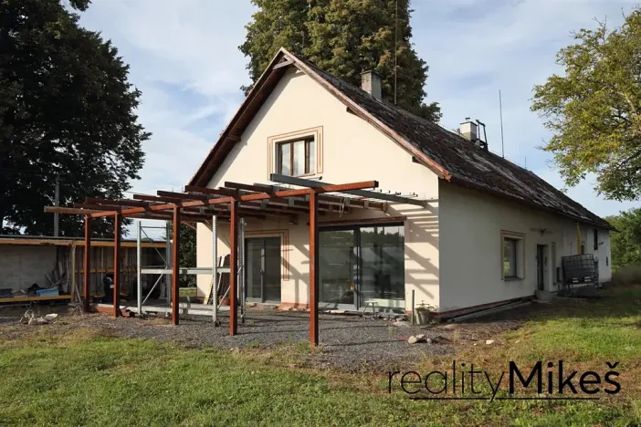 Prodej rodinného domu, Cetenov, 193 m2