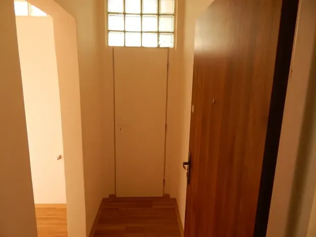 Pronájem bytu 2+kk, Úpice, Regnerova, 47 m2