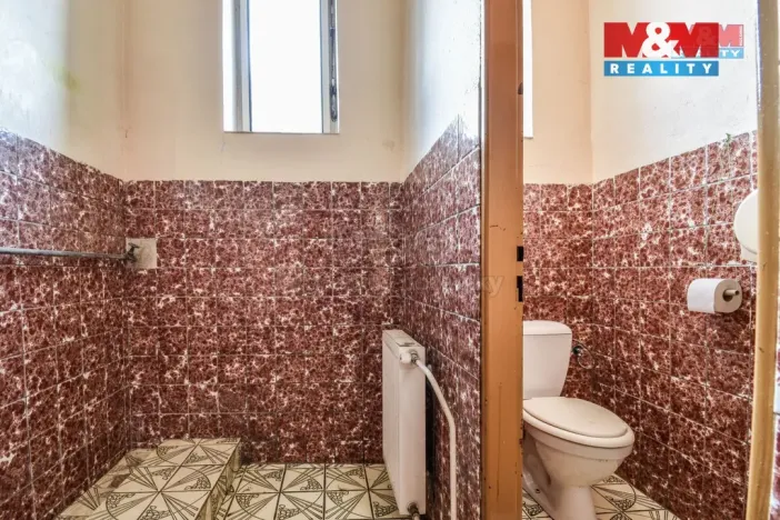 Prodej činžovního domu, Bílovec - Lubojaty, 500 m2