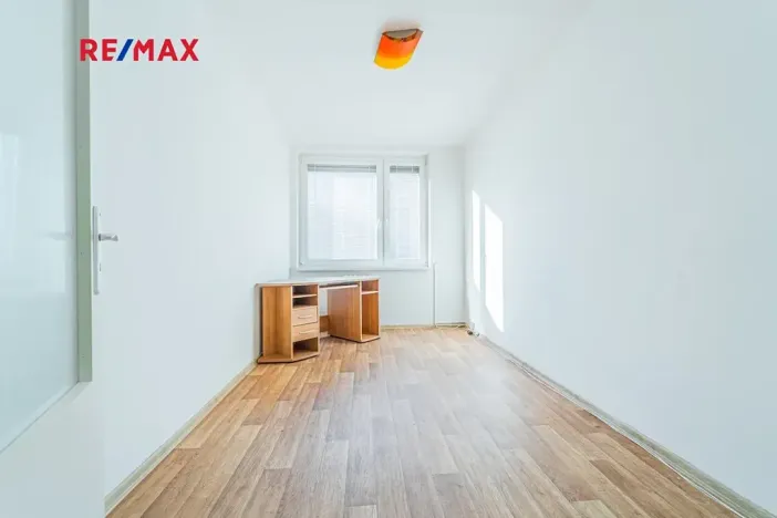 Prodej bytu 2+kk, Odolena Voda, Dolní náměstí, 43 m2