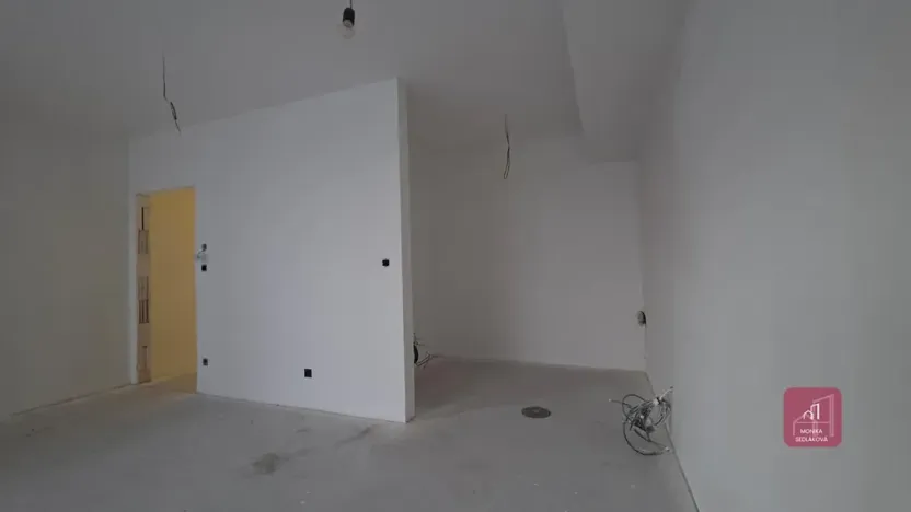 Prodej bytu 4+kk, Mokrá-Horákov, 125 m2