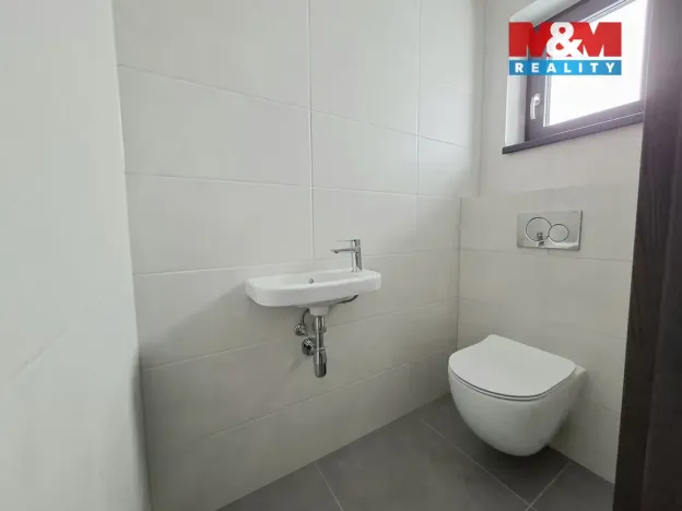 Pronájem rodinného domu, Hroznětín, Luční, 107 m2