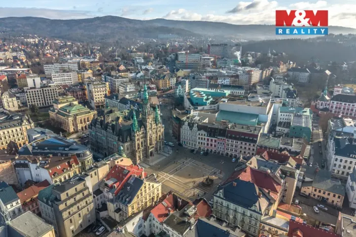 Pronájem obchodního prostoru, Liberec - Liberec IV-Perštýn, nám. Dr. E. Beneše, 100 m2