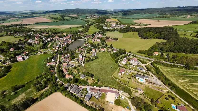 Prodej pozemku pro bydlení, Vrčeň, 13327 m2