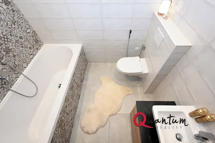 Pronájem bytu 2+kk, Praha - Dejvice, V Šáreckém údolí, 47 m2