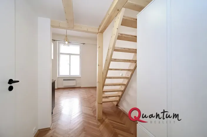 Pronájem bytu 1+kk, Praha - Nusle, Oldřichova, 19 m2