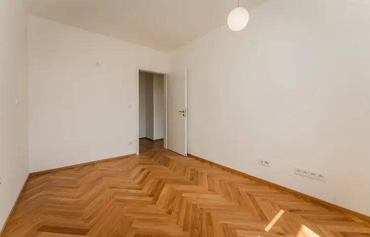 Pronájem bytu 2+kk, Praha - Žižkov, Seifertova, 41 m2