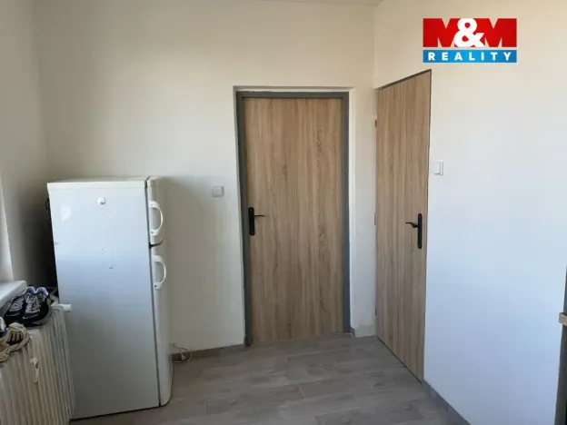Prodej bytu 3+1, Rovná, 72 m2