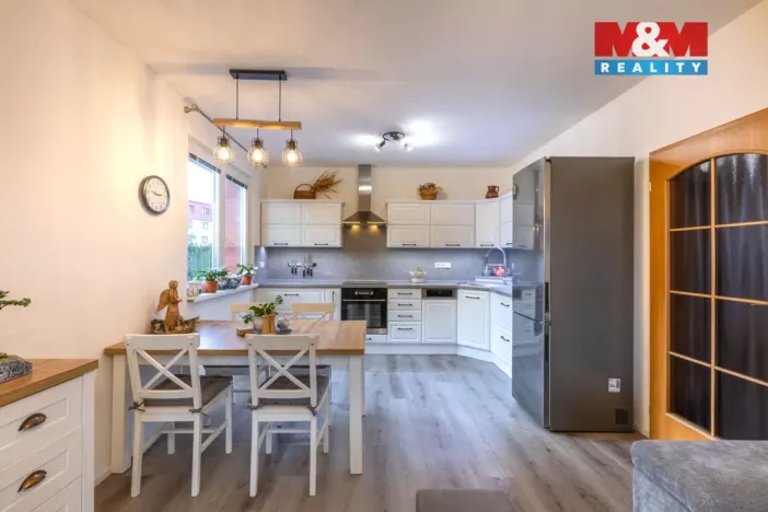 Prodej bytu 2+kk, Kosmonosy, Pionýrů, 62 m2