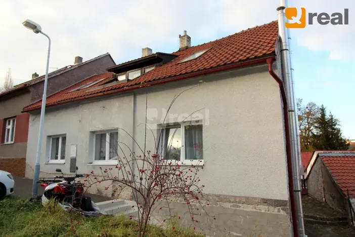 Prodej rodinného domu, Praha - Hrdlořezy, Hrdlořezská, 210 m2