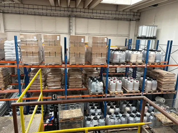 Pronájem výrobních prostor, Praha - Kunratice, Dobronická, 220 m2