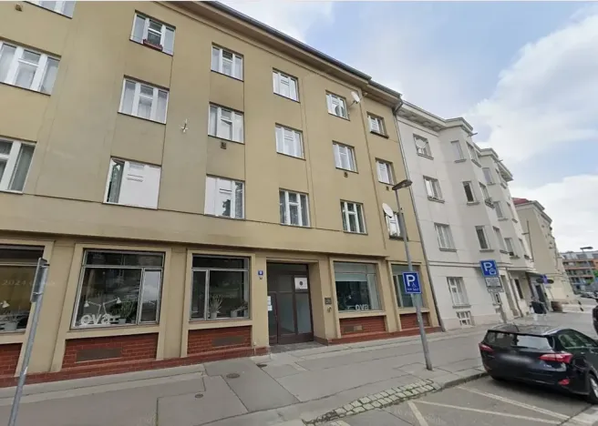 Pronájem bytu 2+kk, Praha - Bubeneč, Lotyšská, 44 m2