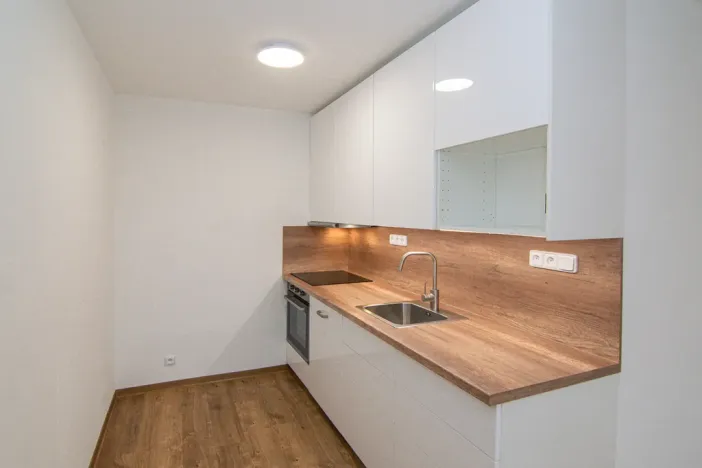 Pronájem bytu 2+kk, Praha - Krč, Vikova, 41 m2
