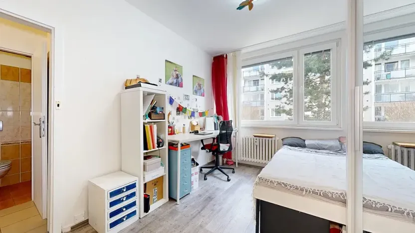 Prodej bytu 3+1, Praha - Hlubočepy, Lamačova, 63 m2