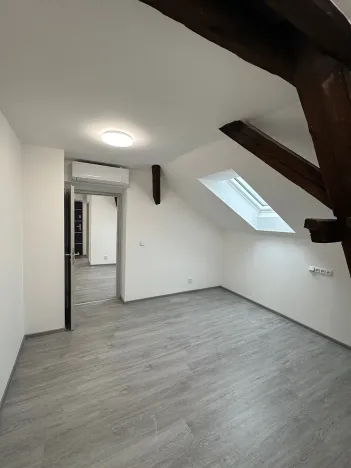 Pronájem bytu 3+kk, Úsobí, 73 m2