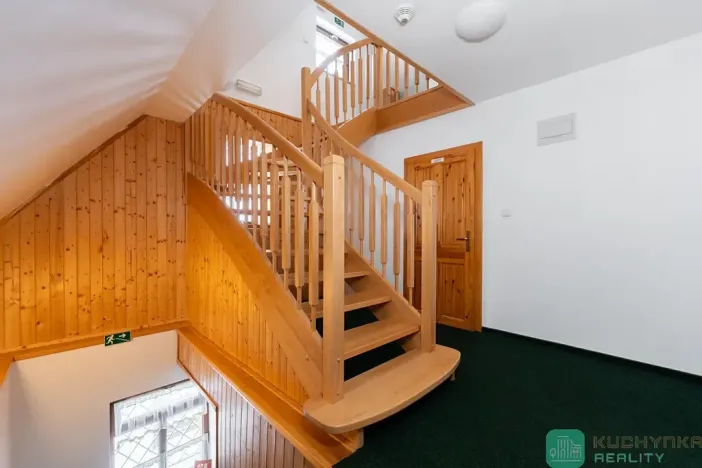 Prodej vily, Loučná pod Klínovcem, 207 m2