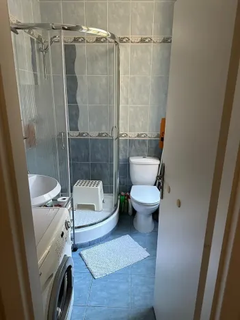 Pronájem bytu 1+kk, Praha - Žižkov, Lupáčova, 45 m2