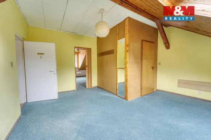 Prodej rodinného domu, Oloví - Hory, 800 m2