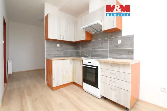 Pronájem bytu 2+kk, Trutnov - Střední Předměstí, Horská, 45 m2