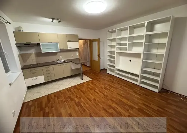 Pronájem bytu 2+kk, Praha - Černý Most, Cukrova, 59 m2