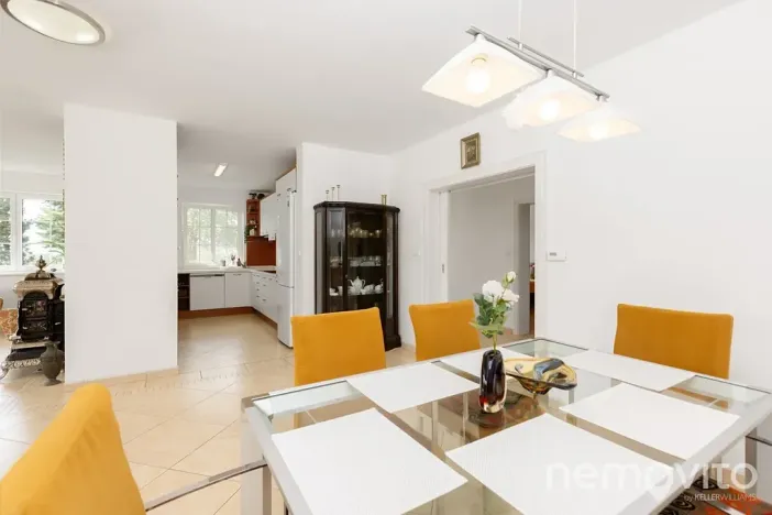 Prodej vily, Křížkový Újezdec, 412 m2