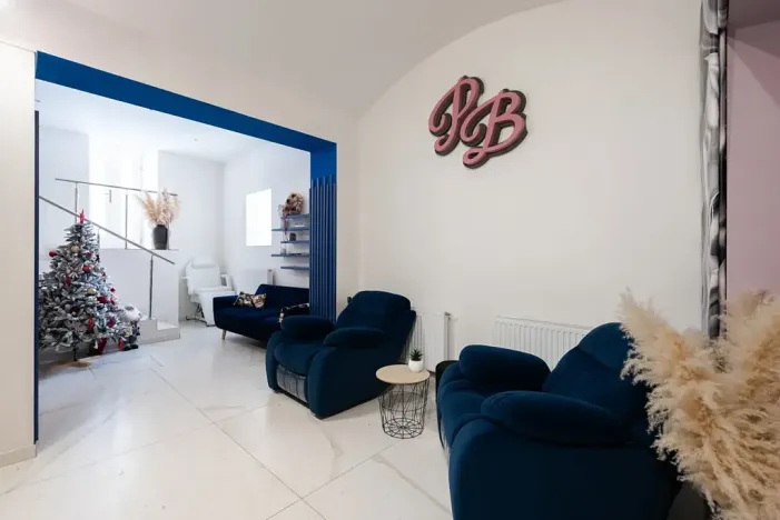 Prodej obchodního prostoru, Praha - Smíchov, Kmochova, 170 m2