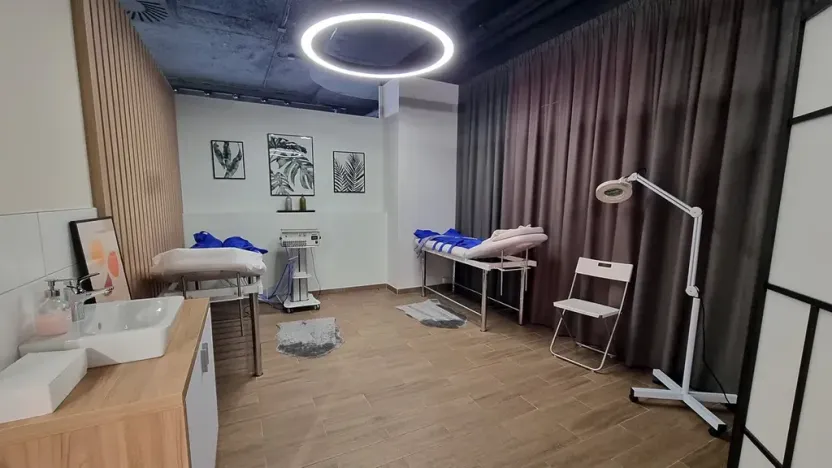 Prodej obchodního prostoru, Praha, 165 m2