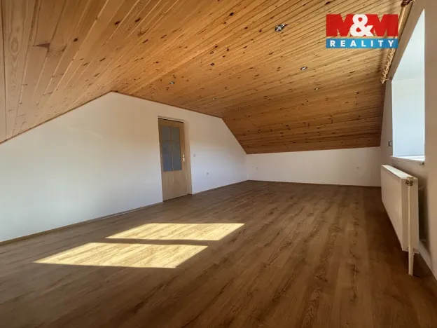 Pronájem bytu 3+kk, Brloh, 85 m2