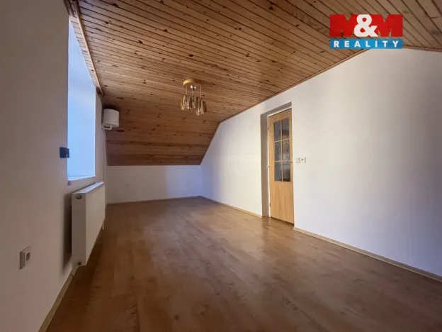 Pronájem bytu 3+kk, Brloh, 85 m2