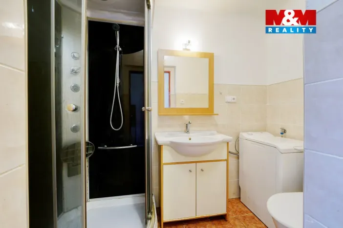 Prodej rodinného domu, Petrovice - Mezihoří, 105 m2