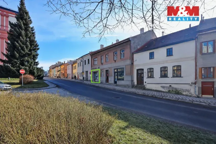 Pronájem obchodního prostoru, Polná, Sezimovo náměstí, 40 m2