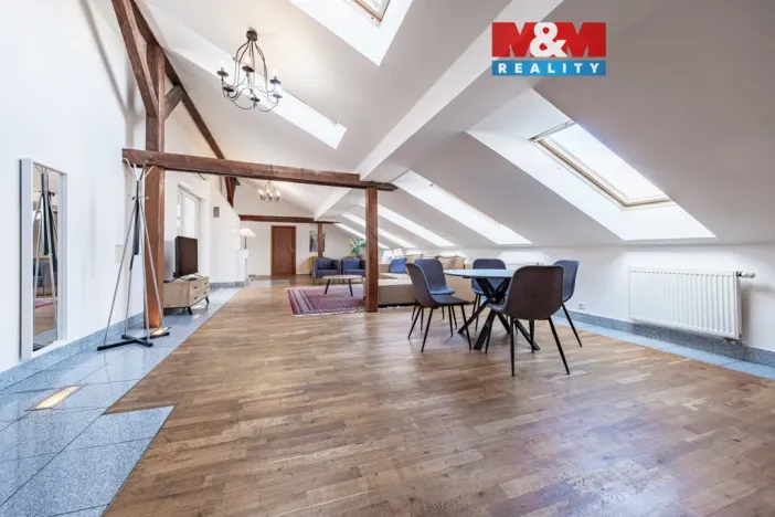 Prodej atypického bytu, Praha - Nové Město, Řeznická, 300 m2